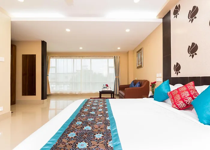 Central Courtyard Boutique Hotel